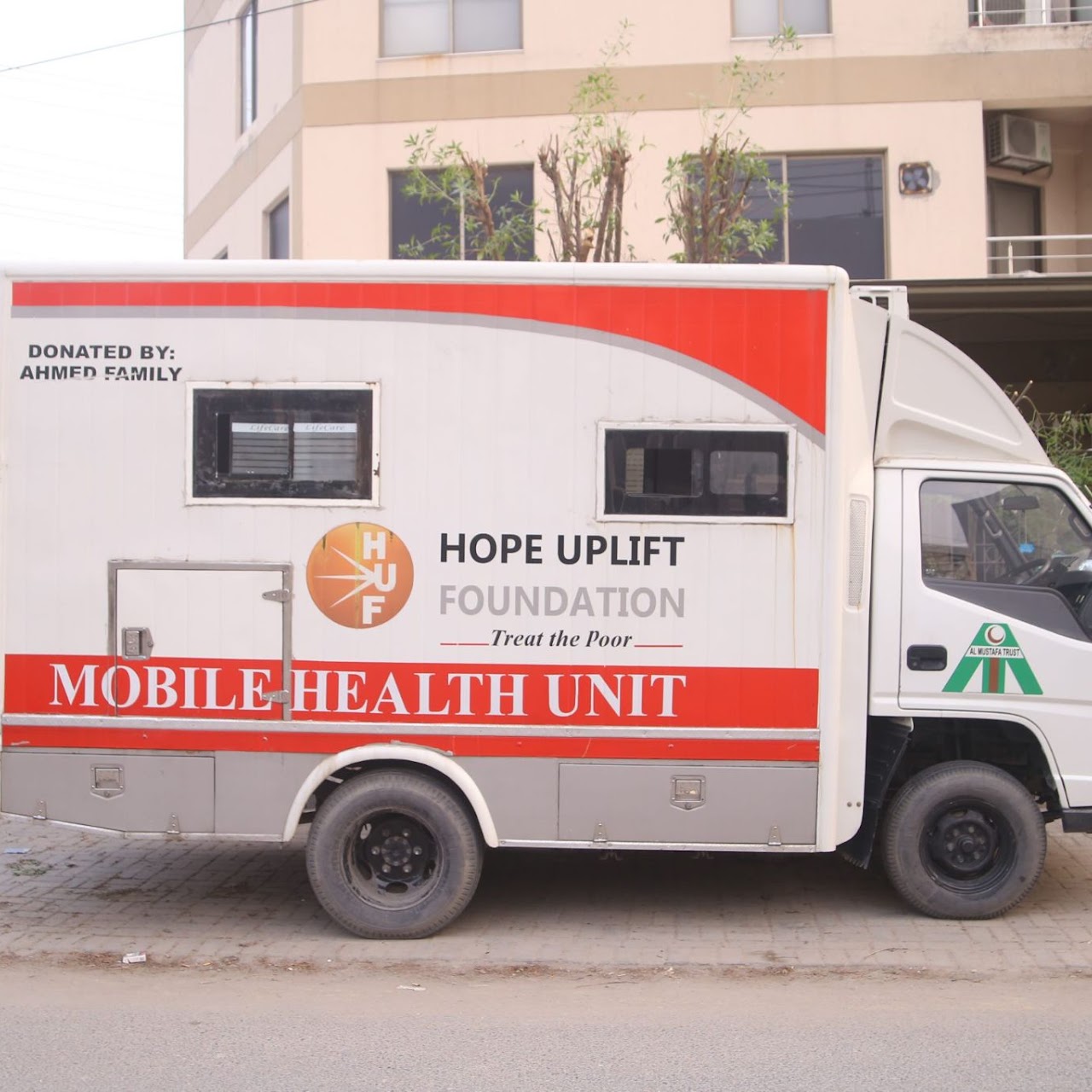 CLINIC-ON-WHEELS-1
